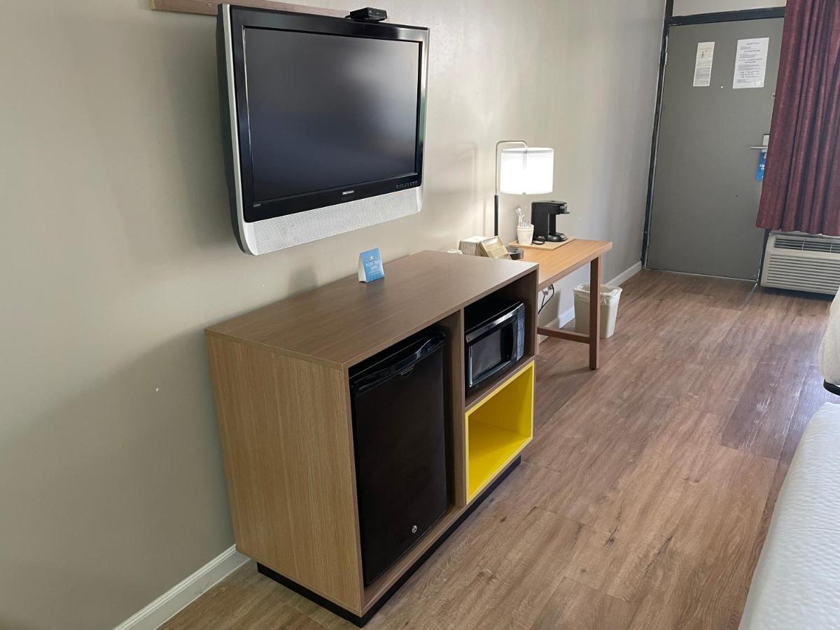Days Inn By Wyndham Valdosta/Near Valdosta Mall Экстерьер фото