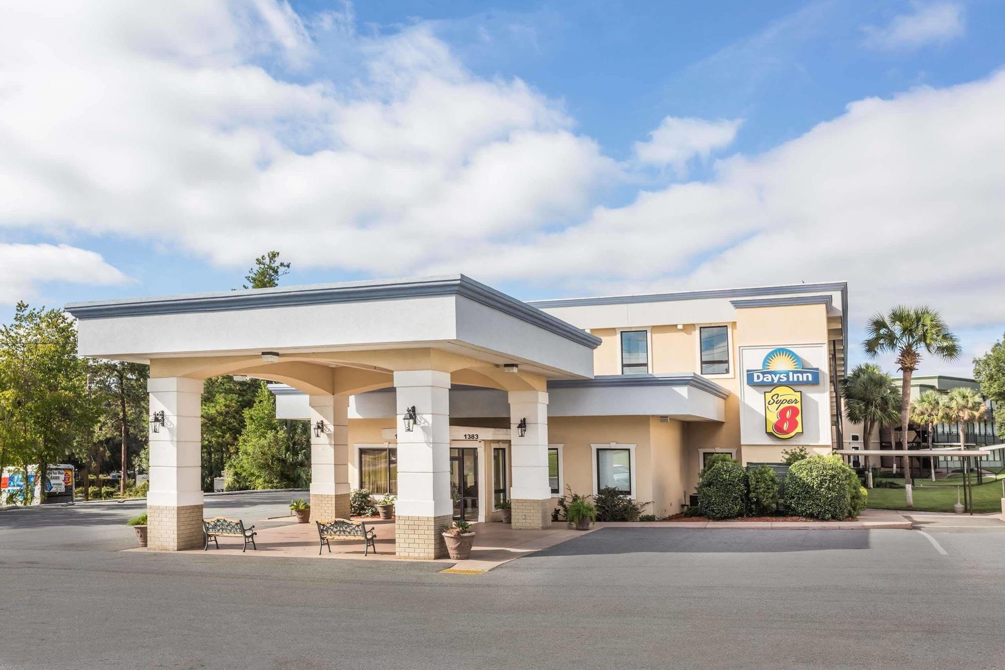 Days Inn By Wyndham Valdosta/Near Valdosta Mall Экстерьер фото